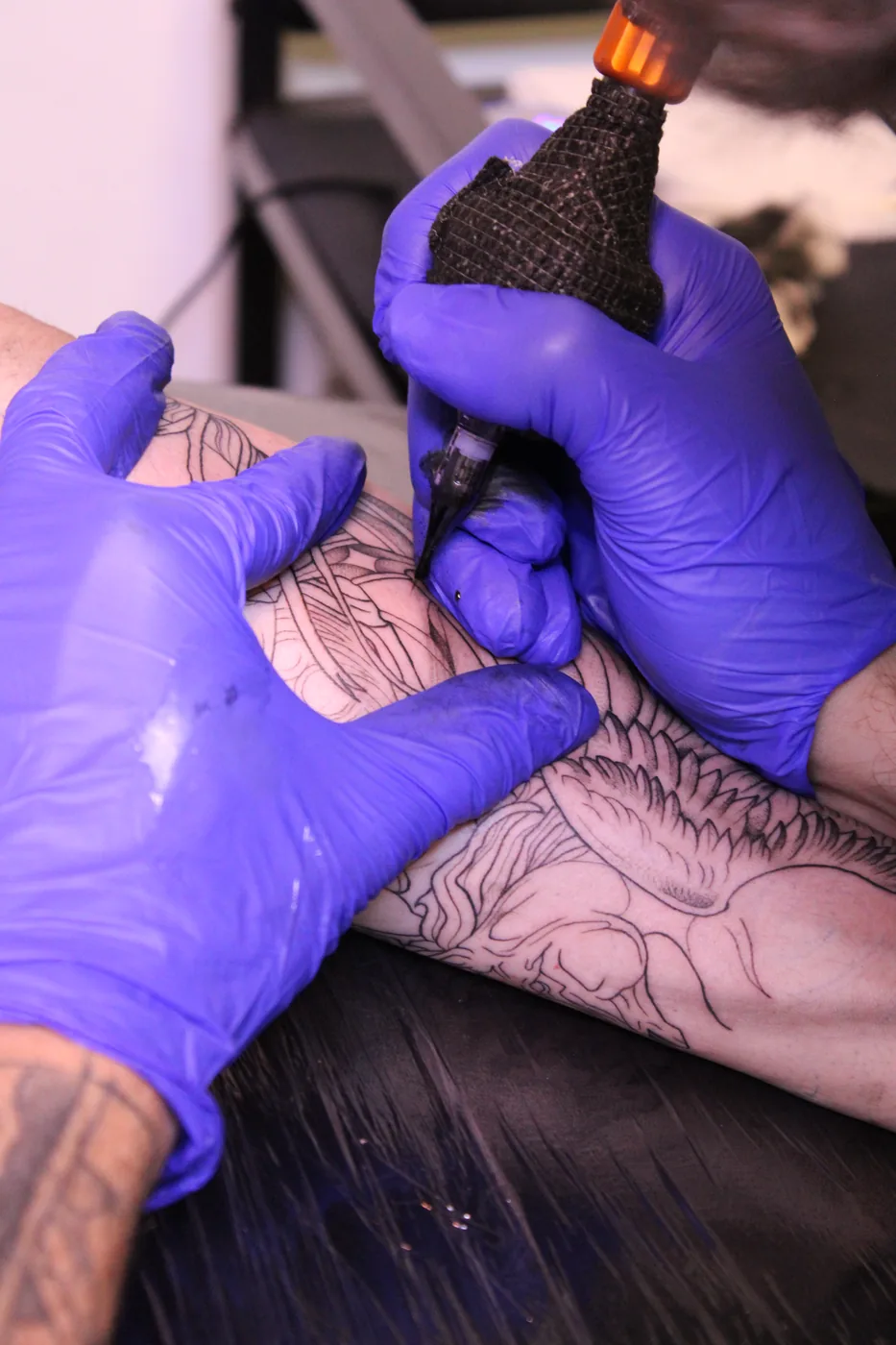 Tatuaje blackwork realizado en CUREINK, estudio de tatuaje en Avilés